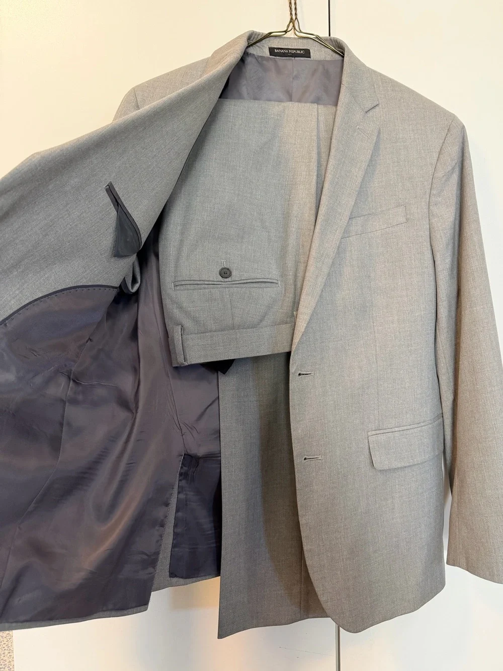 Banana Republic Men's Light Gray Suit + Pants {Slim Fit}